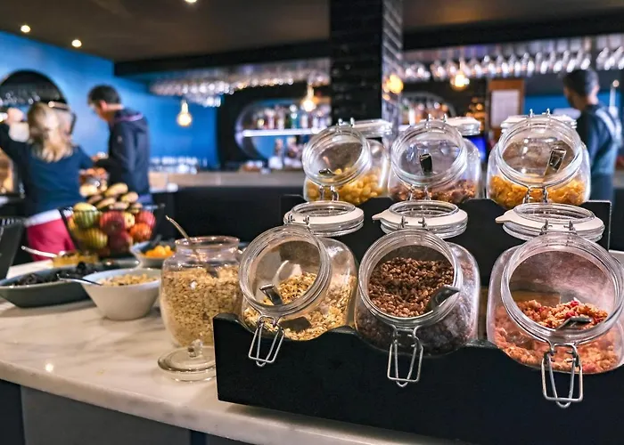 Fahrenheit Seven Готель Валь-Торанс