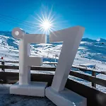 Fahrenheit Seven Отель 4*