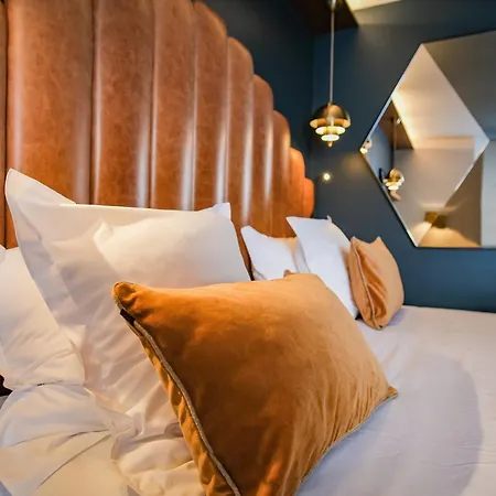 Hotel Fahrenheit Seven