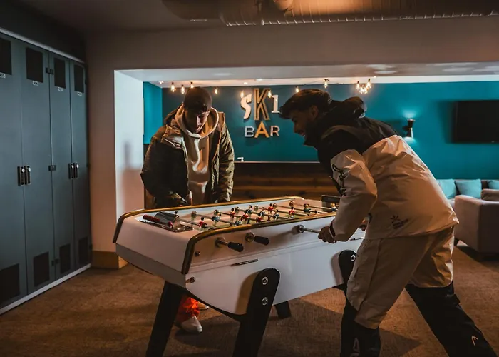 Fahrenheit Seven 4* فال تورُن